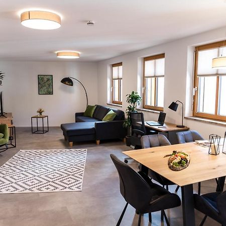 4 Apartments Im Hof By Gasthof Linde アルプシュタット エクステリア 写真